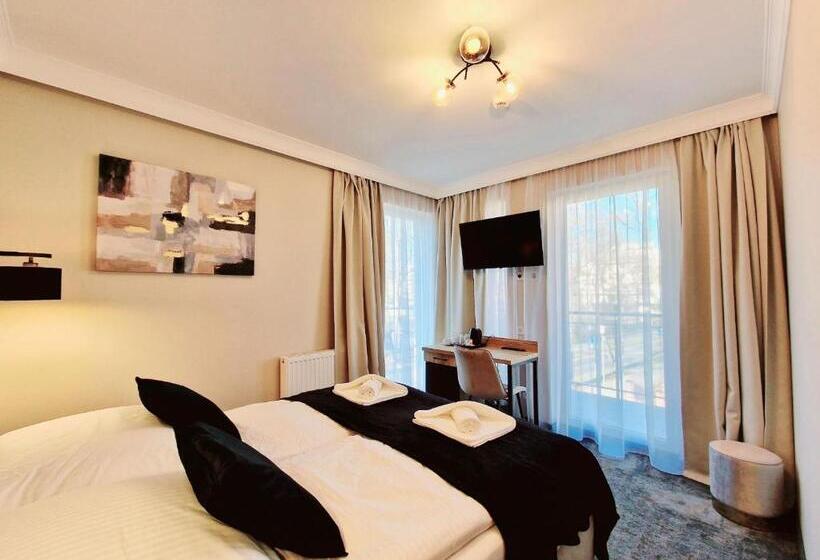 هتل Villa Cristal