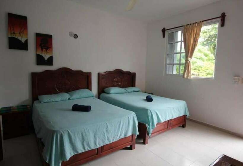 هتل Villas Roseliz Punta Allen