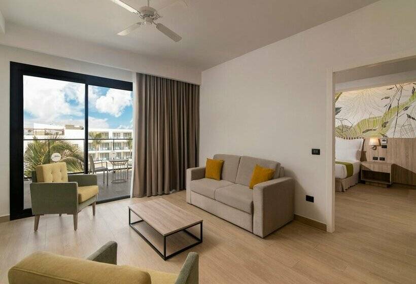 Serenade All Suites - Adults Only Resort