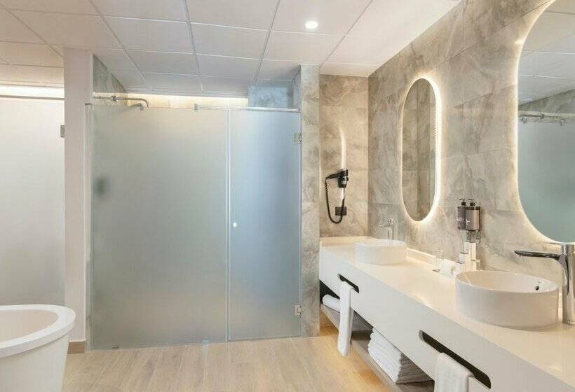 Serenade All Suites - Adults Only Resort