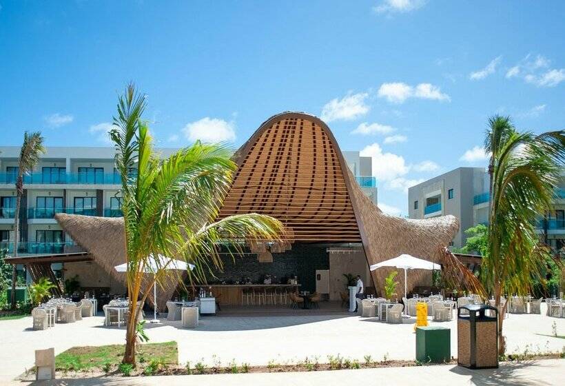 Serenade All Suites - Adults Only Resort