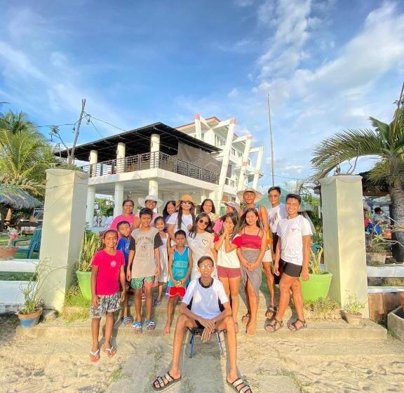 Общежитие North Shores Inn