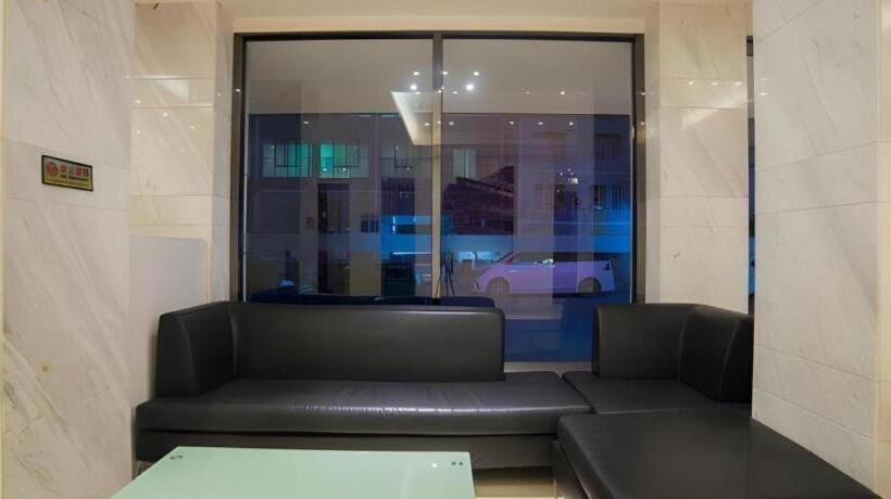 هتل City Comfort Inn Liuzhou High Speed Railway Station