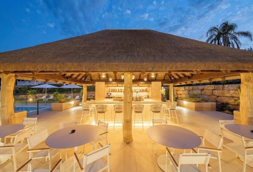 هتل Eurostars Oasis Marbella