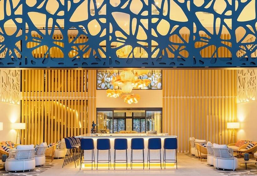 هتل Eurostars Oasis Marbella