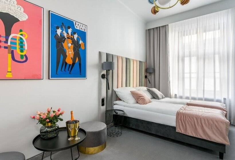 هتل Old Town Residence Premium Apart