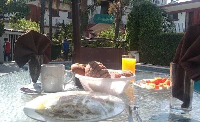 هتل Parador Del Rey