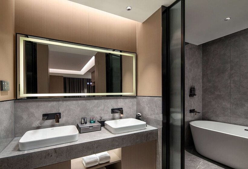 هتل Ramada Encore By Wyndham Enshi