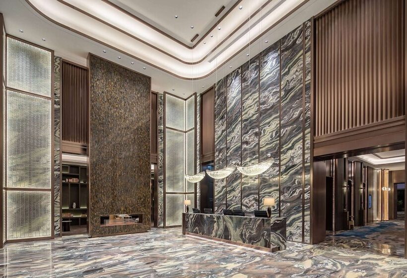 Отель Wyndham Grand Zaozhuang