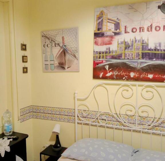 بنسيون Le Stanze Di Ginevra   Santa Maria A Vico