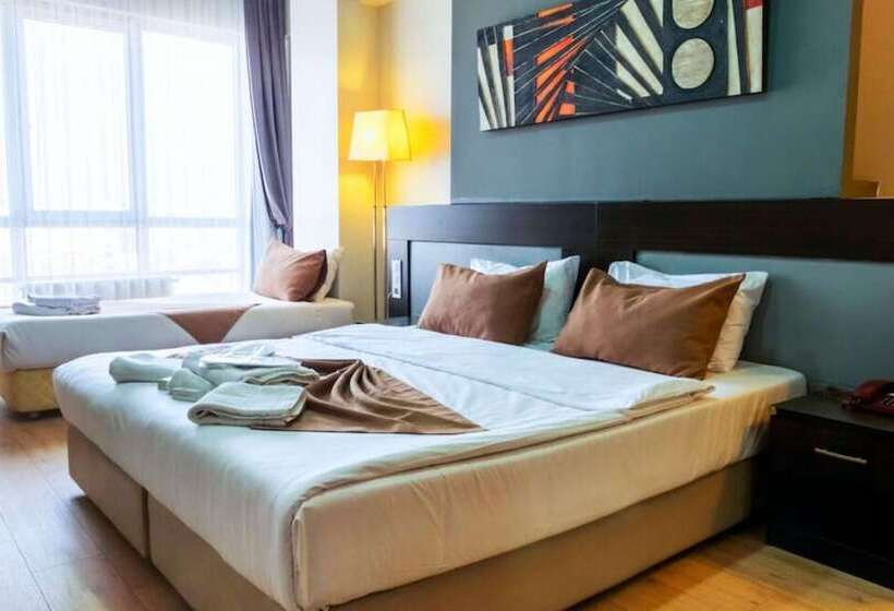 Sinada Otel