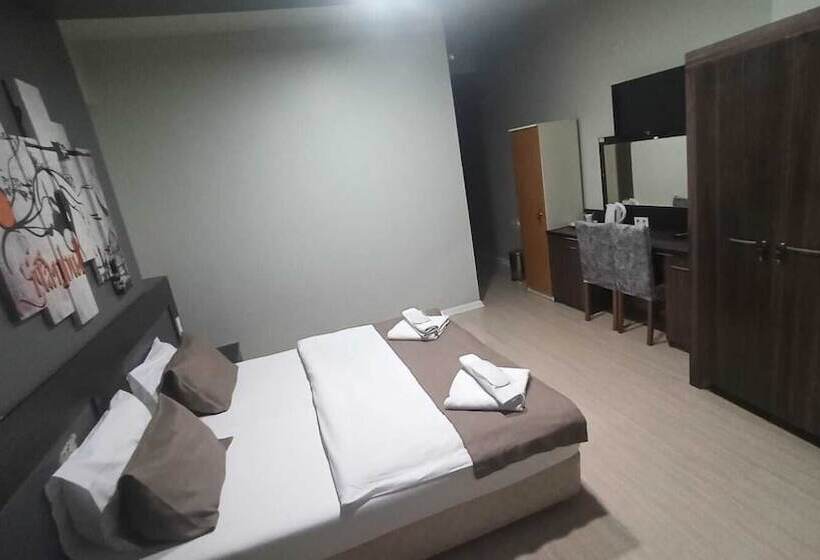 Sinada Otel