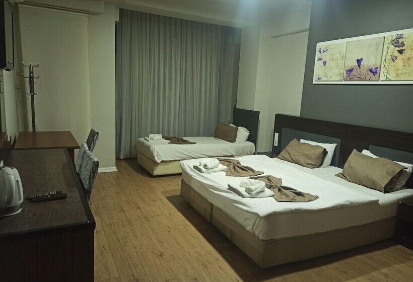 Sinada Otel