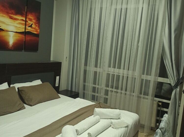Sinada Otel