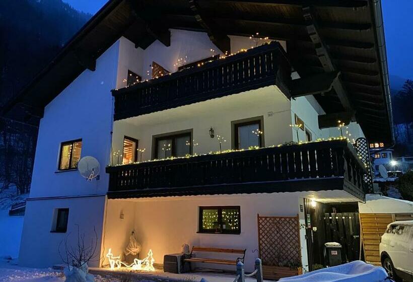 مبيت وإفطار Haus Salzkristall