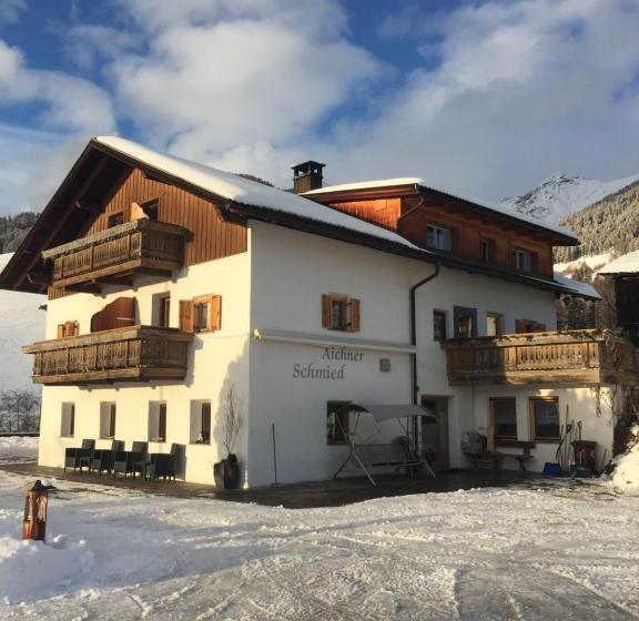Bed and Breakfast Pension Aichner