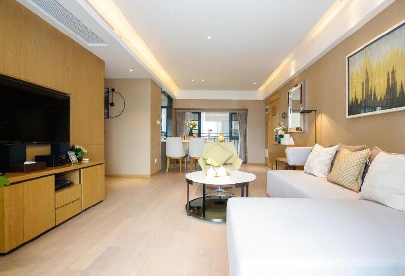 Cm Serviced Apartment