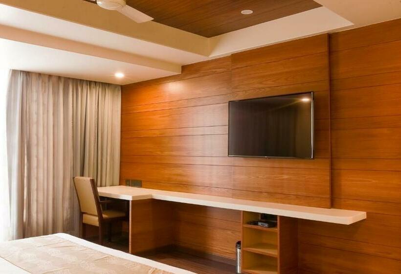 בית מלון כפרי Ananth The Grand