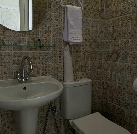 هتل Hôtel Djerba Authentique   Au Centre De Midoun