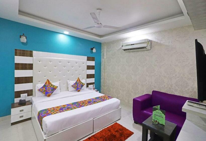 هتل Smart Inn Delhi Airport