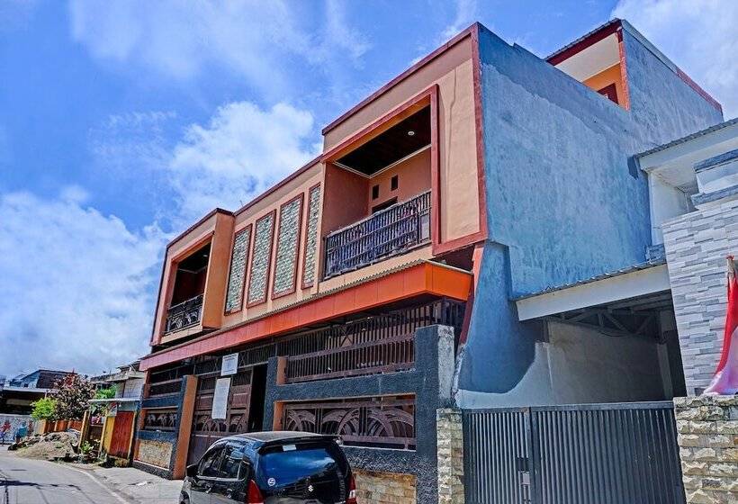 فندق Oyo 91649 Orange Homestay Makassar