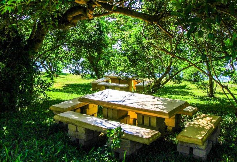 בית מלון כפרי Sky Island Resort