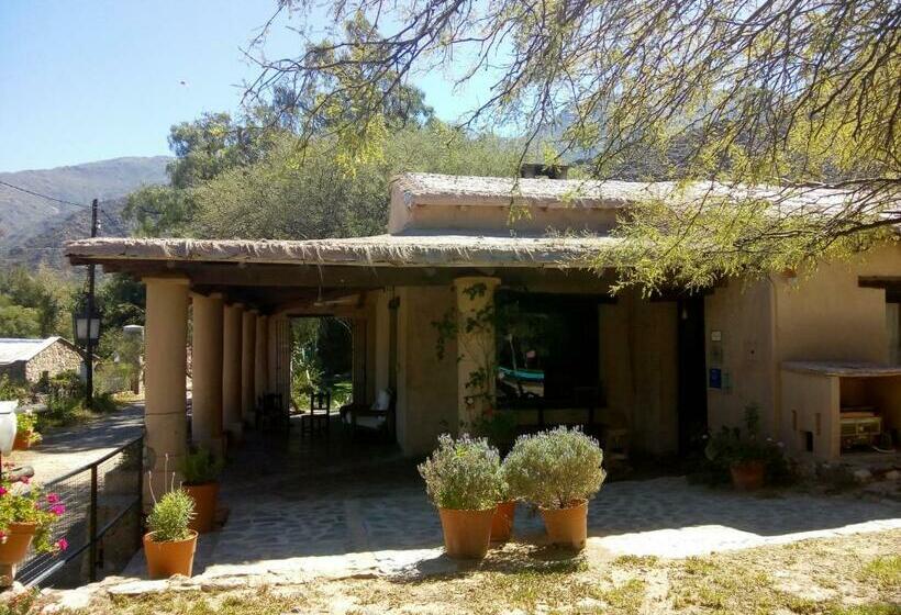 پانسیون Casa De Campo La Paya