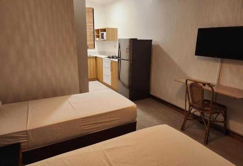 膳宿费 La Perla Holiday Apartments