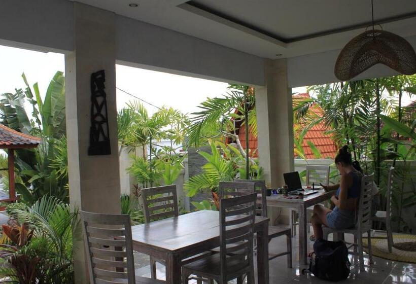 پانسیون Puja Uluwatu Village
