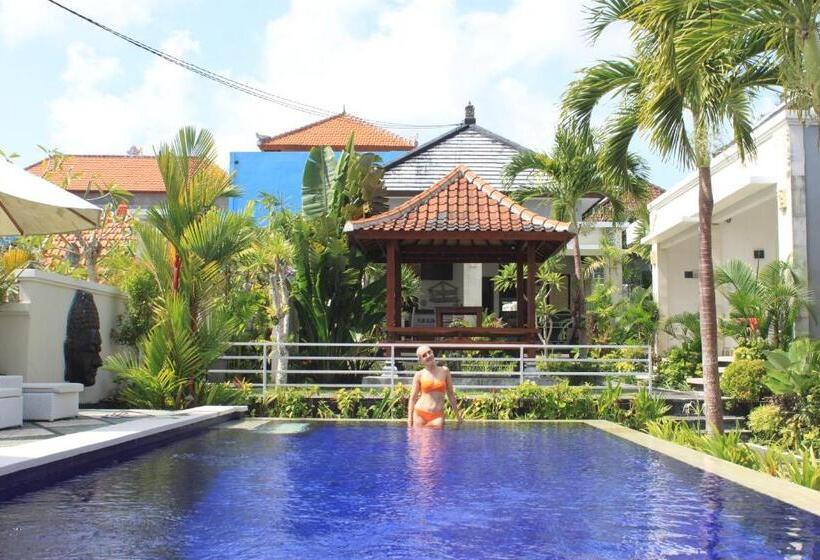 پانسیون Puja Uluwatu Village