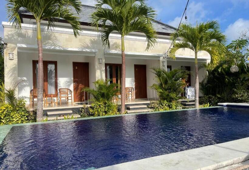پانسیون Puja Uluwatu Village