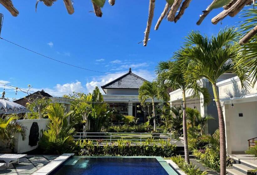 پانسیون Puja Uluwatu Village