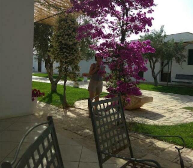 پانسیون Room In Bb Ancient Masseria Near The Sea In A Quiet Olive Trees Elegant And Familiary Ambi