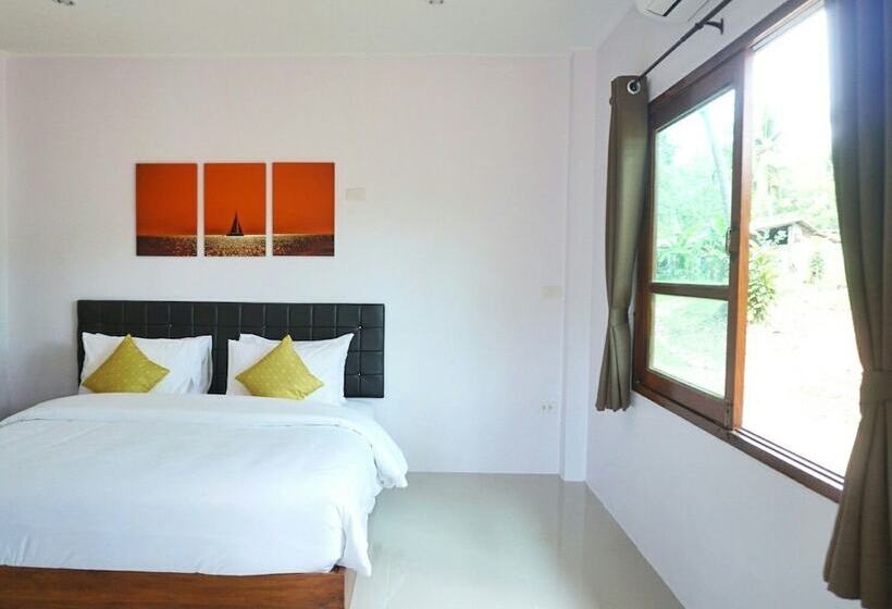 پانسیون The Lodge At Koh Kood