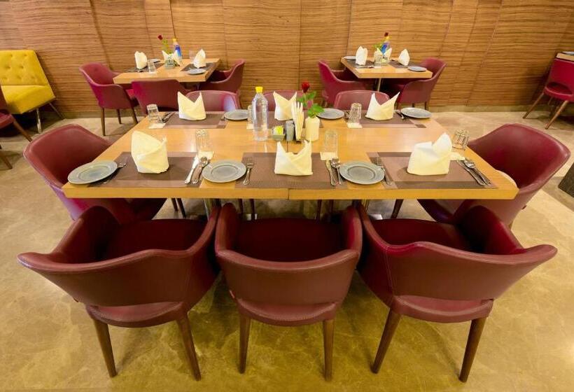 فندق Surestay By Best Western Model Town Amritsar