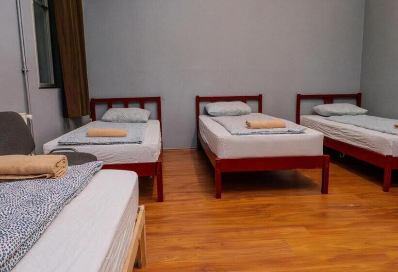 هاستل Deep Guest House