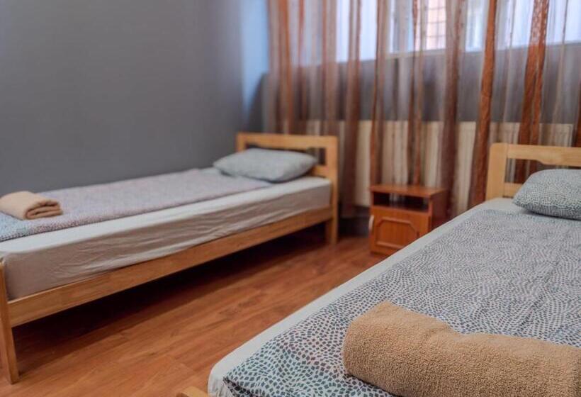 هاستل Deep Guest House