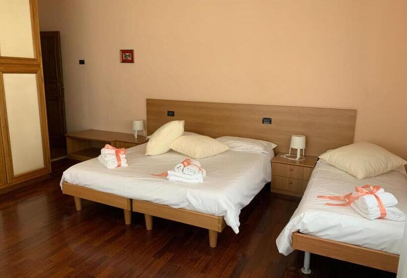 تختخواب و صبحانه Al Borgo