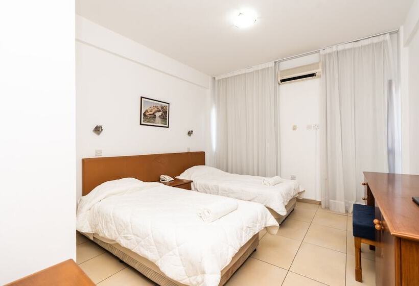 Flora Hotel Apartments