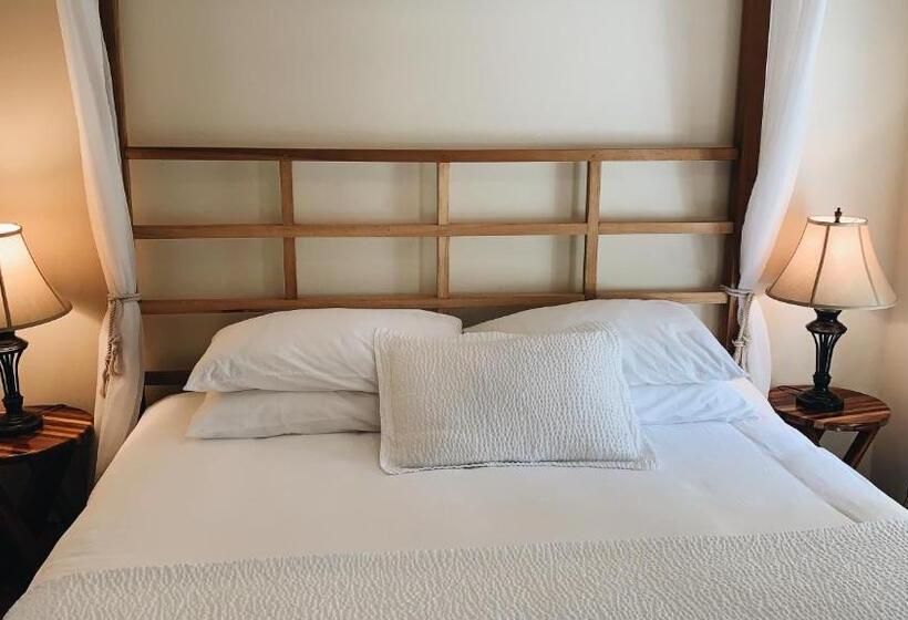فندق Caye Casa
