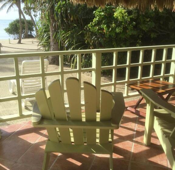 فندق Caye Casa