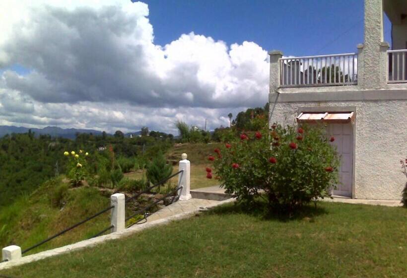 Отель Cosmos Himalayan Villas