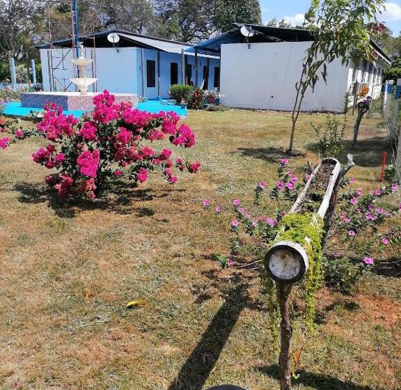 هتل کپسول Campestre La Maria