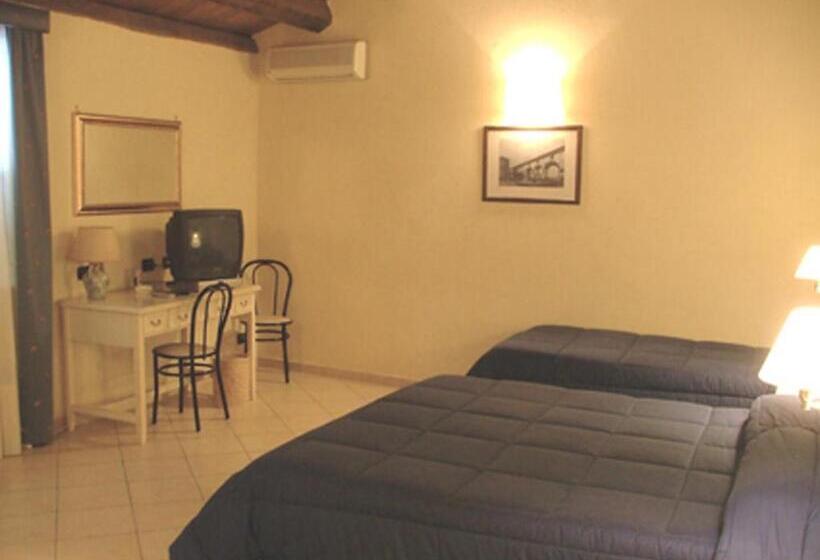 هتل Relais Modica