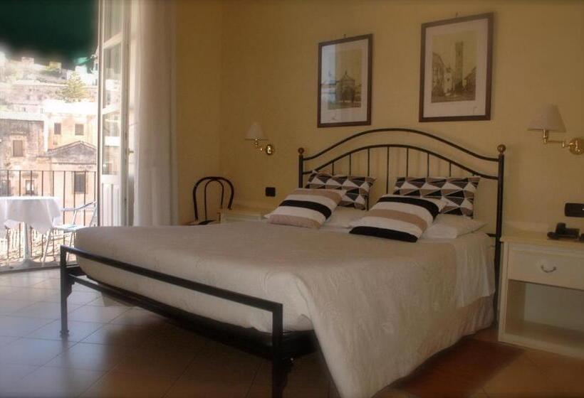 هتل Relais Modica
