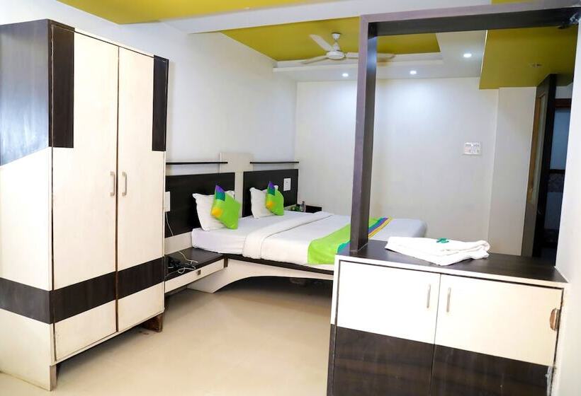 Отель Sachin Regency Nashik
