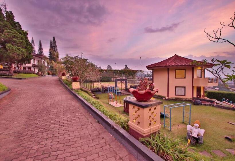 Отель The Jayakarta Cisarua