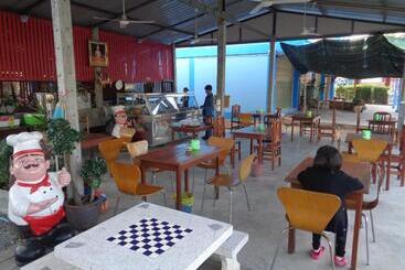 Kesorn Boutique Residence At 8 Riew