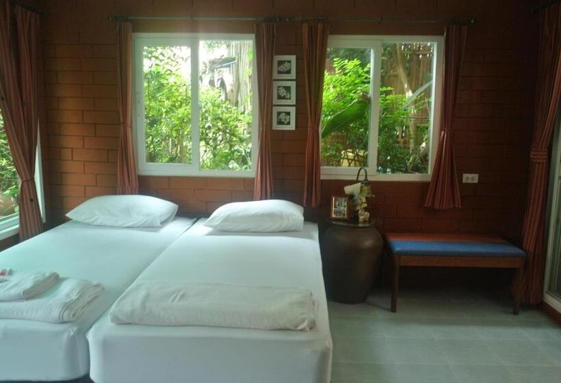 پانسیون P.y. Guest House