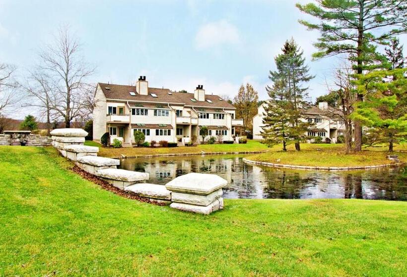 استراحتگاه The Ponds At Foxhollow